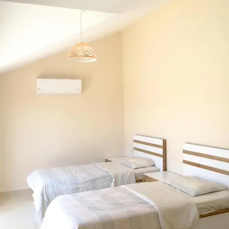 Bluehomes 4 Bedroom Dublex *