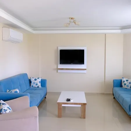 Bluehomes 4 Bedroom Dublex Apartament